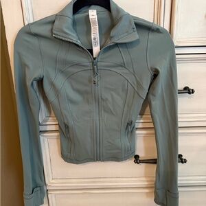 New Lululemon define cropped jacket